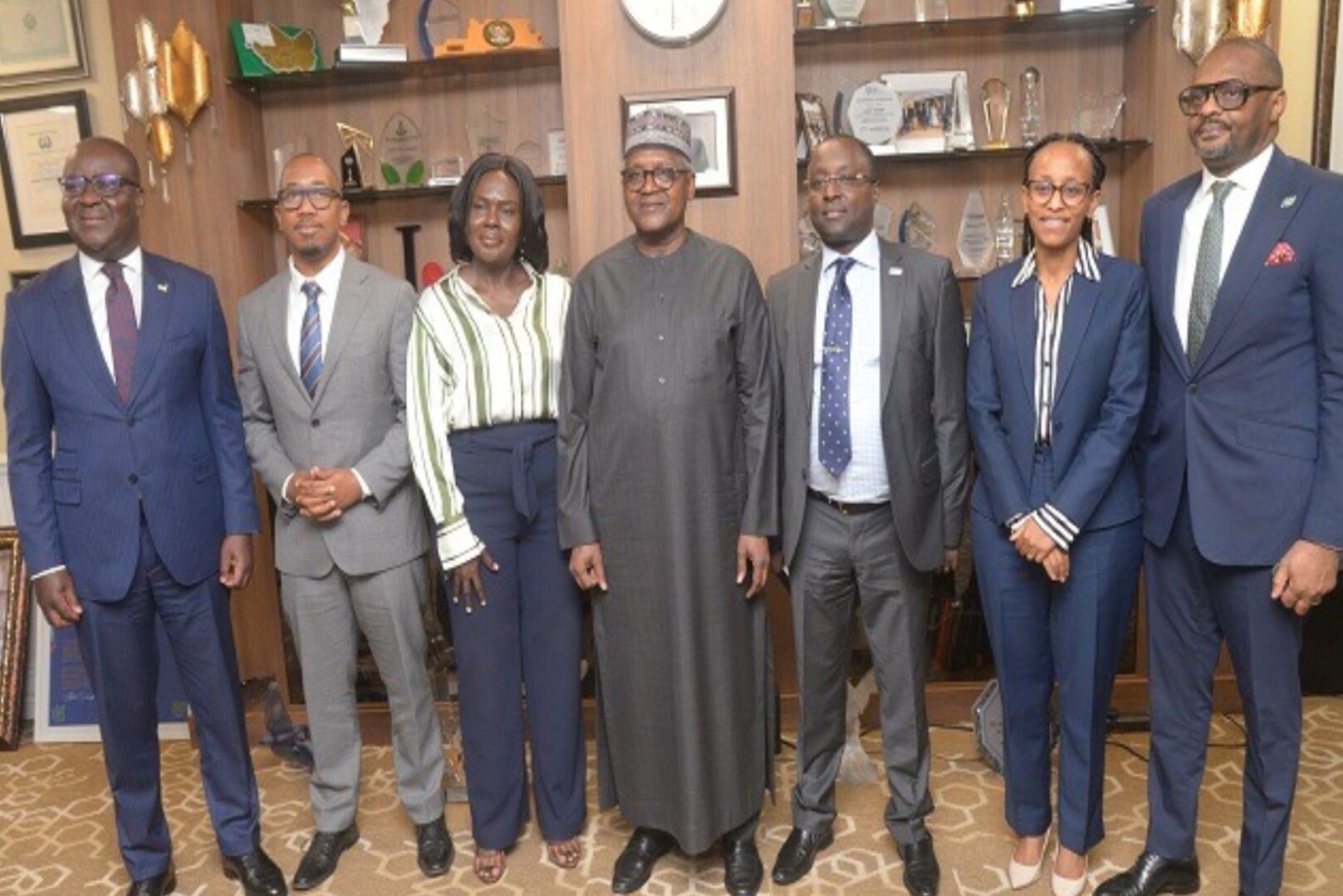 Dangote Refinery IPO on Multiple Markets, Including the BRVM, Under Discussion